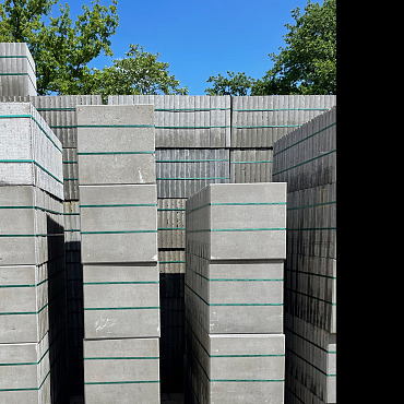 B-keus tegel 50x50x5 Grijs met velling ( 24st. per pak )